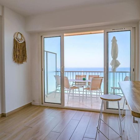 Bord De Plage - Studio En Front De Mer Le Lavandou Εξωτερικό φωτογραφία